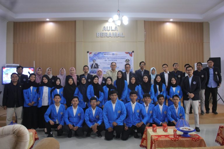 Foto bersama Peserta Magang Internasional